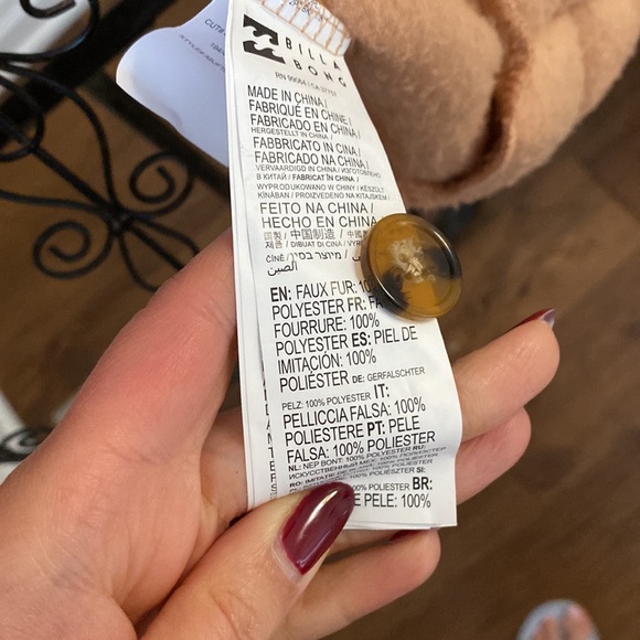 Billabong faux fur jacket. BNWT - Picture 7 of 9